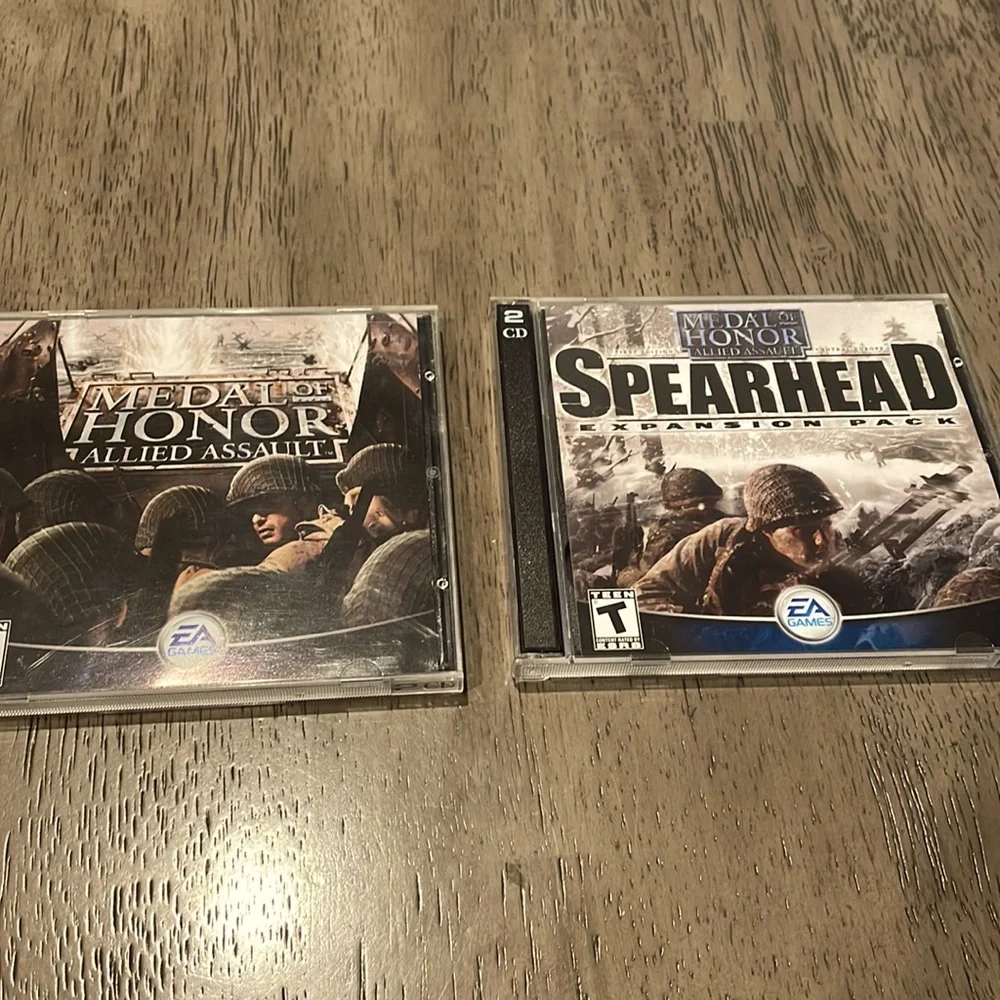 Medal of Honor Allied Assault PC Game with Spearhead Expansion Pack